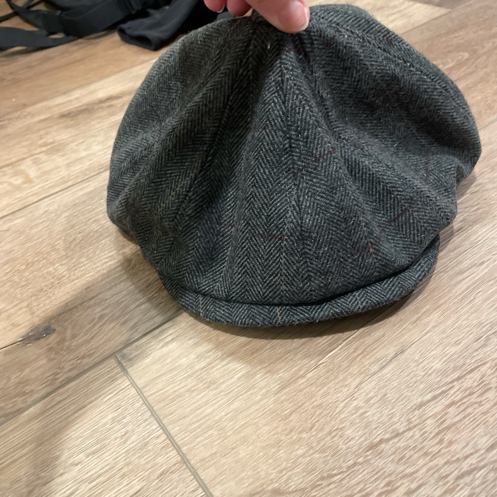 Men’s grey wool blend KB ETHOS newsboy cap - Picture 4 of 4